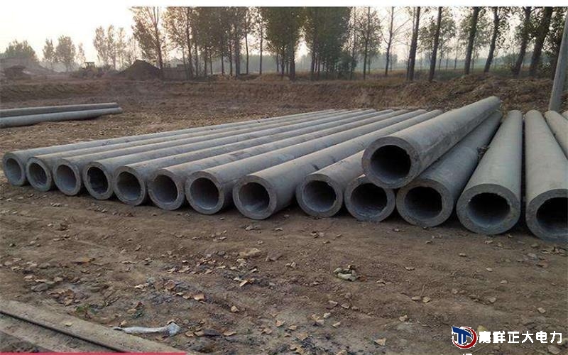 在装置完此后还需求在整理一次意图等于确保电线杆外表的干净，此外绝缘子是悬挂的